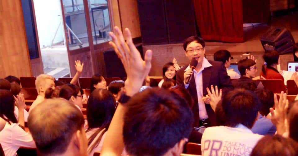 Sự kiện “Cơ hội và thách thức cho Marketer trong thời đại số” tại trường Đại Học Ngoại Thương ngày 16/11/2014